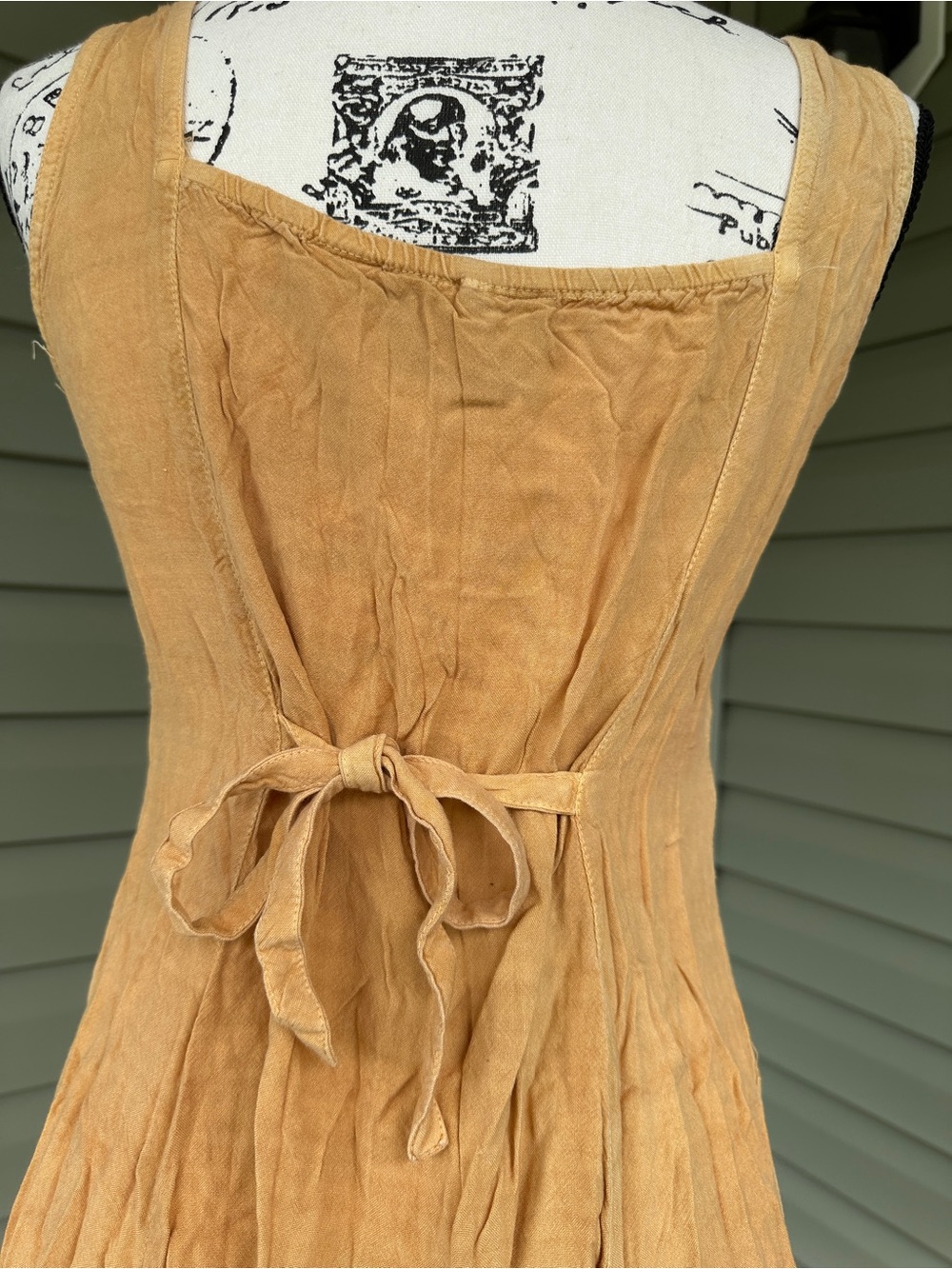 Henna Sleeveless Embroidered Mustard Summer Dress size Med very soft unique - Picture 5 of 8